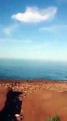 Sebebi bilinmiyor: Cezayir'de askeri helikopter düştü! İşte o anlar