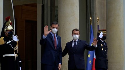 Sánchez da negativo en la PCR pero seguirá en cuarentena
