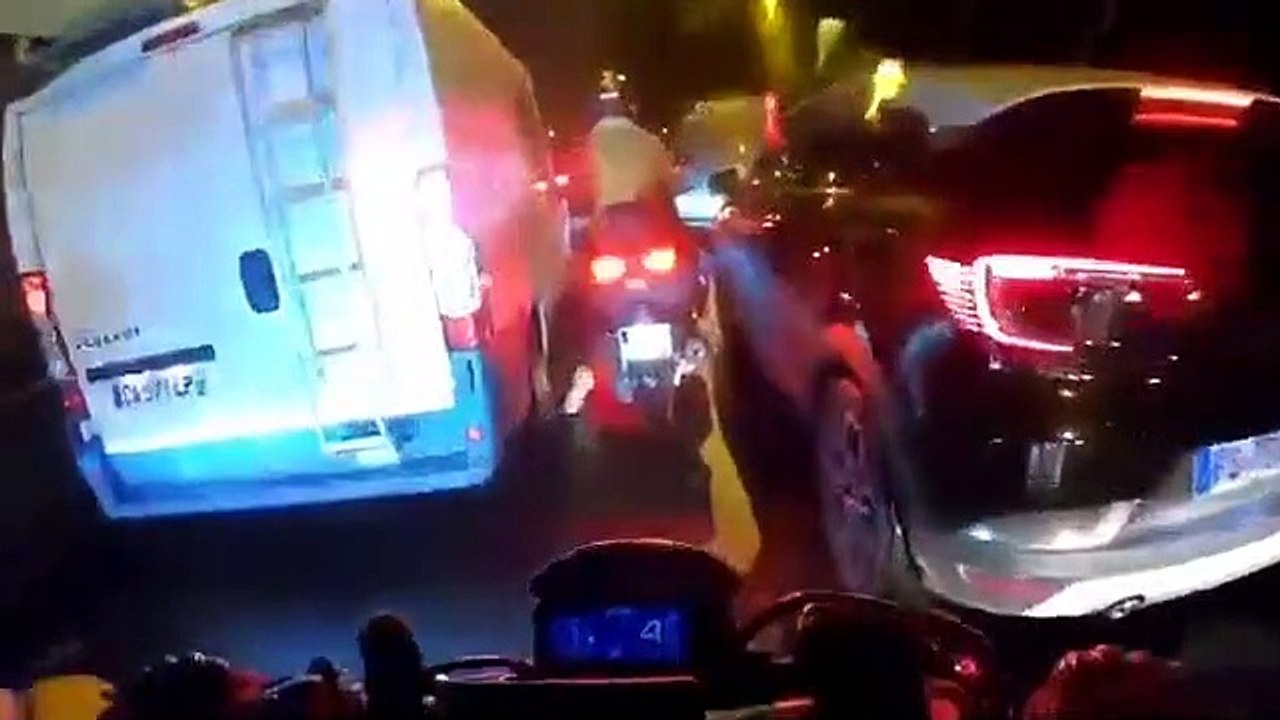 Cycliste VS motard, qui a tord qui à raison