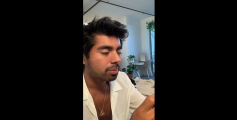 "Tú sabes que eso es pecado": joven gay rompe en llanto ante la negativa de su madre por su boda