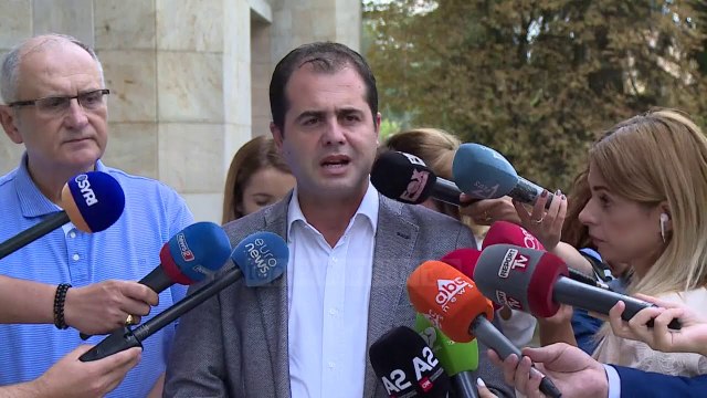 Dështon mbledhja e këshillit politik mes socialistëve dhe opozitës, rikthyer edhe tonet e ashpra