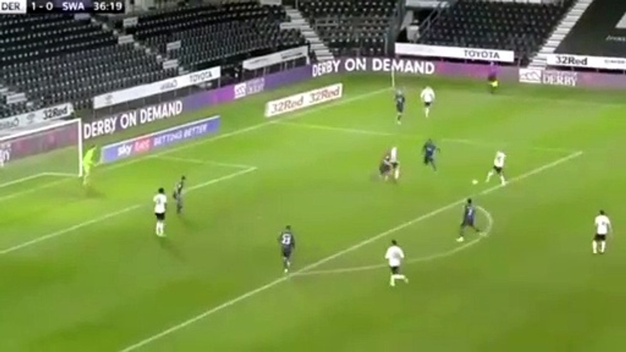 Kamil Joźwiak - Debiutancki gol vs Swansea City (16.12.2020)