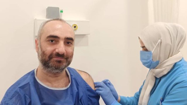 İsmaıl Saymaz, corona aşısı oldu