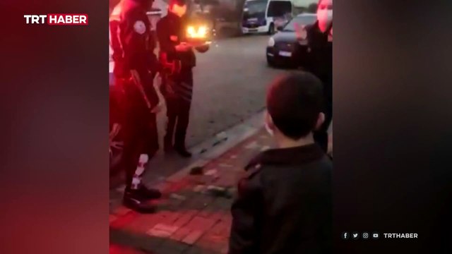 Zihinsel engelli Yiğit'e doğum gününde polisler sürpriz yaptı