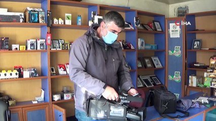 Vaşak ile dağ keçileri aynı karede