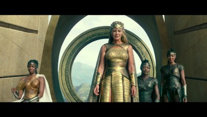 Wonder Woman 1984 - la scène d'intro en intégralité