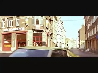 Cinéma en Français - Dikkenek - Scène Culte N°13 # Maman
