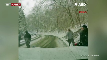 ABD'de kontrolden çıkan araç yayaların arasına daldı