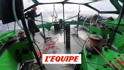 Leçon d'empannage avec Maxime Sorel - Voile - Vendée Globe