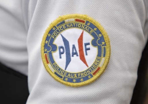 Plusieurs clandestins acheminés en France en jet privé, moyennant 30 000 euros