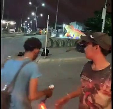 (VIDEO) Haciendo malabares