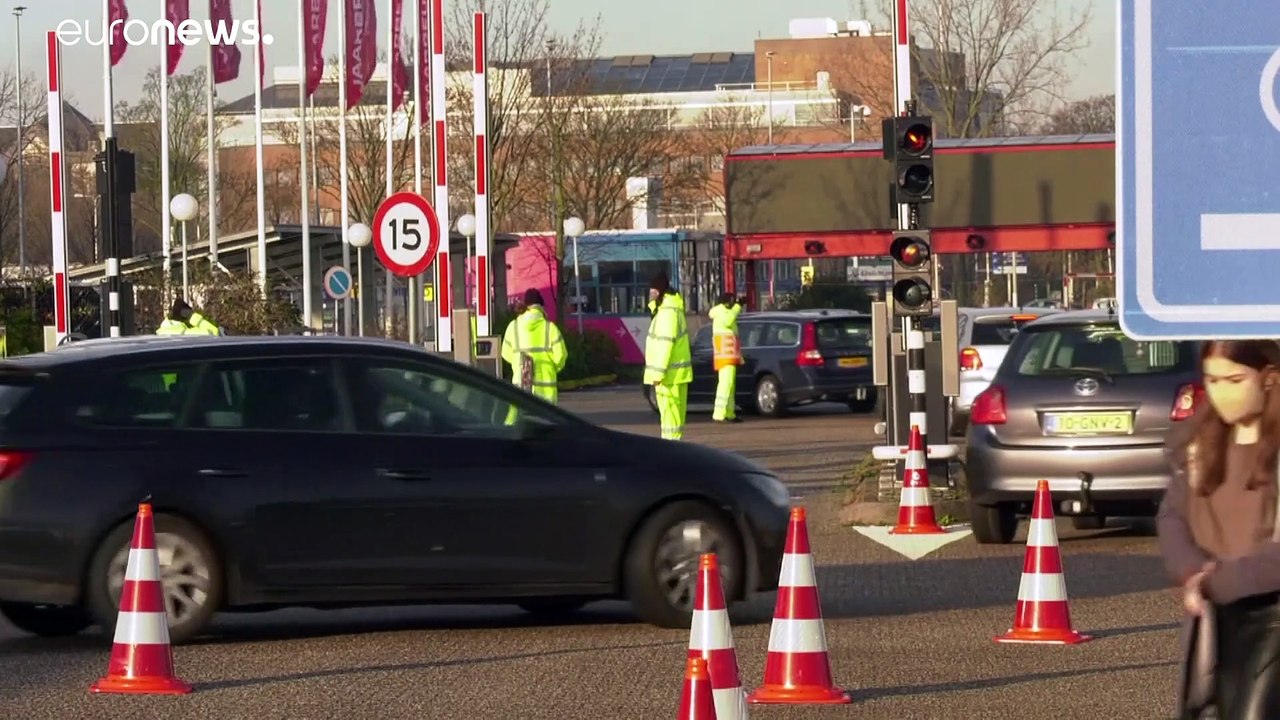 «Bleib' zu Hause – Restez chez soi – Stay at home – Blijf  Thuis!»