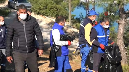 Fethiye’de 3 saatte 5 ton çöp toplandı