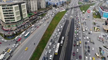 Kısıtlamaya saatler kala trafik kilitlendi