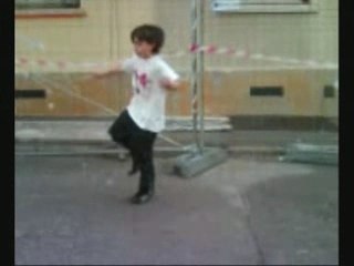 VIDEO JUMP MOI & LUCAS 1