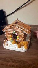 Елица показва конструкцията си по книгата "Как кученцето си намери дом"