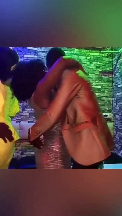 Ivre, il se fait dérober par une fille avec laquelle il danse