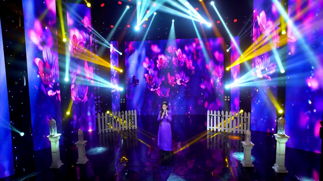 Hoa Tím Người Xưa - Tiểu Thúy