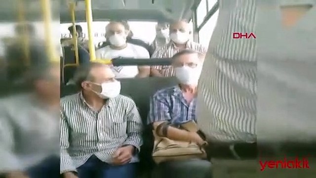 İki amcanın güldüren sosyal mesafe tartışması