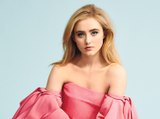 Kathryn Newton Spanish Bio