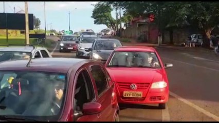 Moradores realizam manifestação no XIV de Novembro: "Nós queremos nossos direitos"