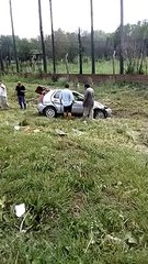 Accidente de tránsito en el ingreso a Puerto Tirol