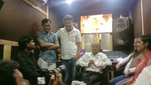 Most Famous Singer Anup Jalota - Geeta Choudhary - New Krishna Bhajan Song Recording & Interview (Live Video)