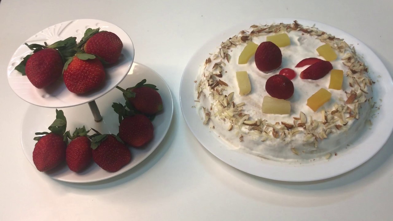 Best Vanilla Cream Cake | Yummy Cake | Cake Without Oven Recipe | Hindi / Urdu | Homemade by KCS