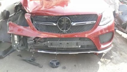 Speeding Mercedes kills a Zomato delivery boy in Mumbai