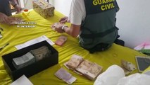 La Guardia Civil desarticula dos organizaciones dedicadas al transporte de droga