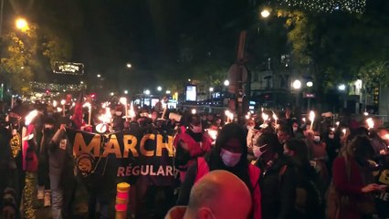 Migránsok tüntettek azért, hogy dolgozhassanak és élhessenek legálisan