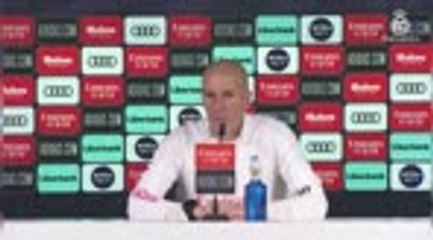 14e j. - Zidane : "Benzema démontre par son jeu et ses buts qu'il est un joueur complet"