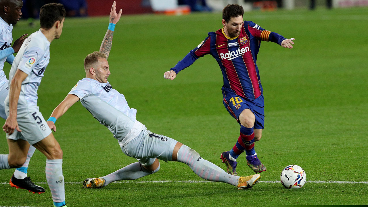 Barcelona v Valencia