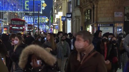 Duras restricciones en Londres por el alza de los casos de coronavirus