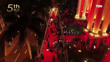 من على ريد كاربت.. شوف المهندس أحمد على رجل الأعمال المصري قال ايه عن الصناعة المصرية فى مهرجان نجم العرب