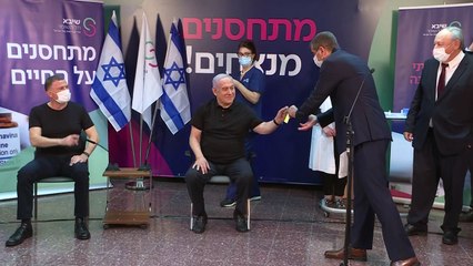 Netanyahu da inicio a vacunación en Israel mientras EEUU distribuye inmunizante de Moderna
