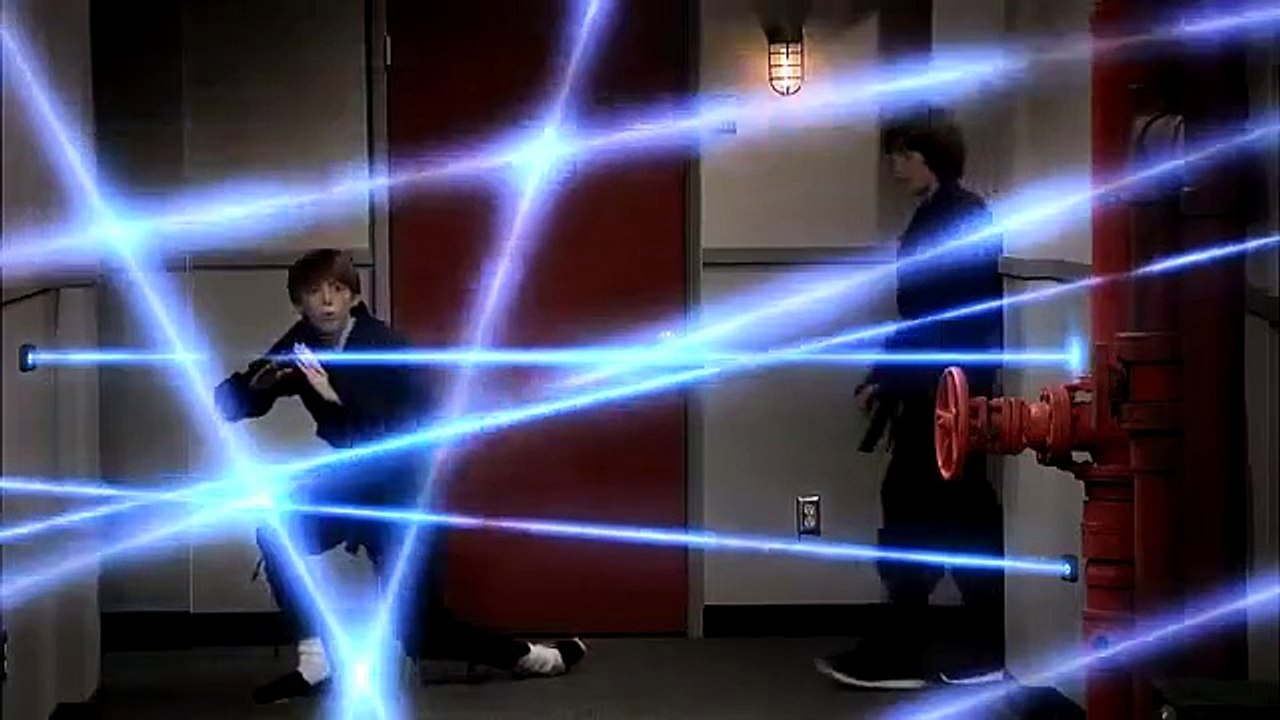 Jack_Passes_Through_Security_Lasers(360p)