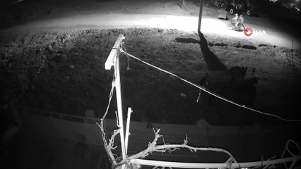 Sokağa çıkma kısıtlamasında motosikletleri böyle çaldılar