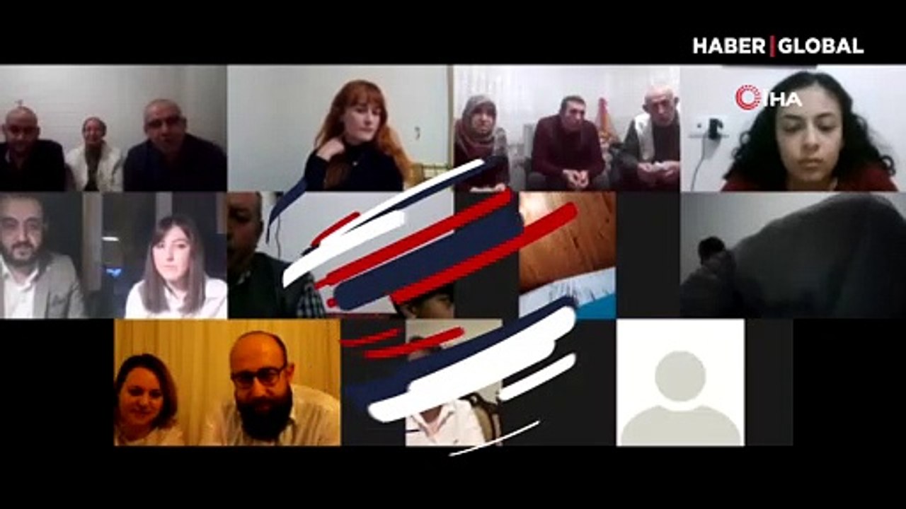 Çankırı'daki görüntü sosyal medyada olay oldu... Koronavirüs nedeniyle online kız isteme!