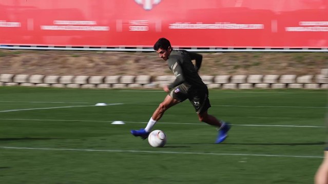 El Atlético se entrena pensando en la Real Sociedad