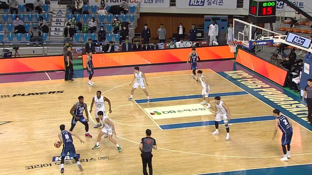 '송교창 이틀 연속 17득점' KCC 단독 선두 도약 / YTN