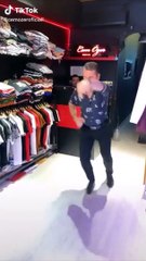 Adam ya adam ama kept