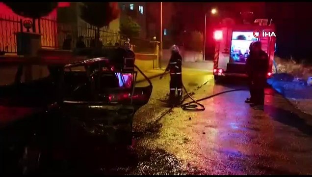 Abisi ile tartışıp aracını yaktı