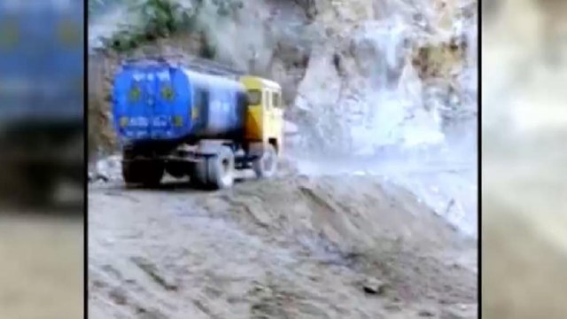 Horrific visuals of a massive landslide near Mandi