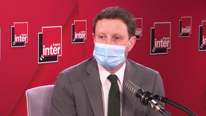 "L’essentiel du trafic vers le Royaume-Uni passe par la France, un peu par la Belgique ou l’Allemagne. Les pays concernés se sont concertés et agiront ensemble(Clément Beaune)