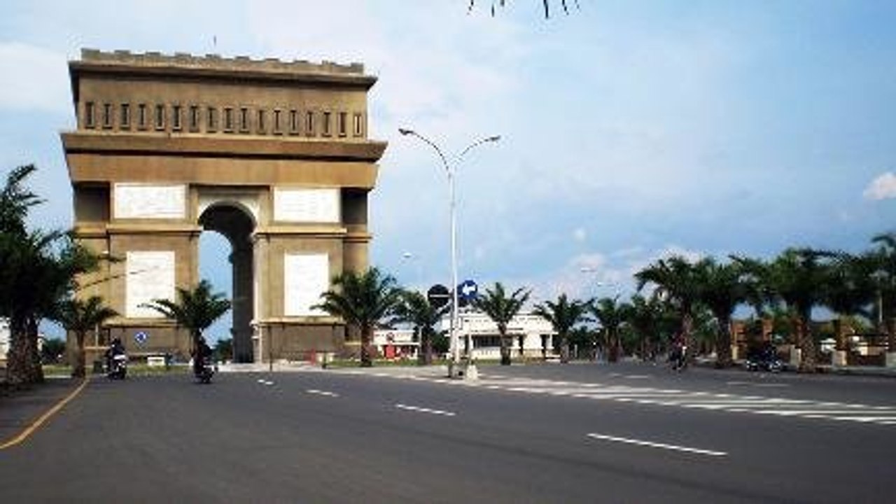 Ke Kediri Harus Jago Bahasa Inggris