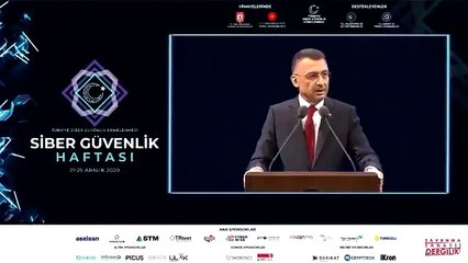Cumhurbaşkanı Yardımcısı Fuat Oktay konuşurken fenalaştı