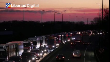 Colapso de vehículos en el Canal de la Mancha por el inminente Brexit