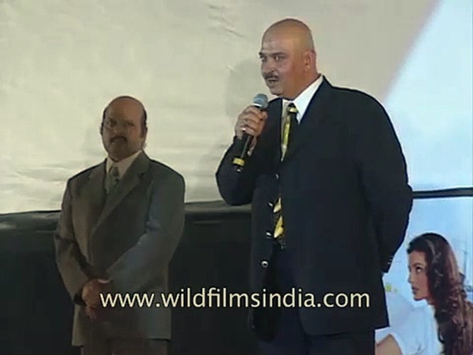 Rakesh Roshan addresses the audience at 'Kaho Naa Pyaar hai' Premiere