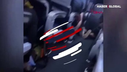 Uçakta koronavirüsten ölen yolcunun görüntüleri ortaya çıktı